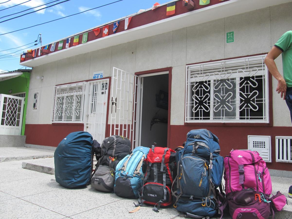 Backpackers And Travellers Hostel Neiva Kültér fotó