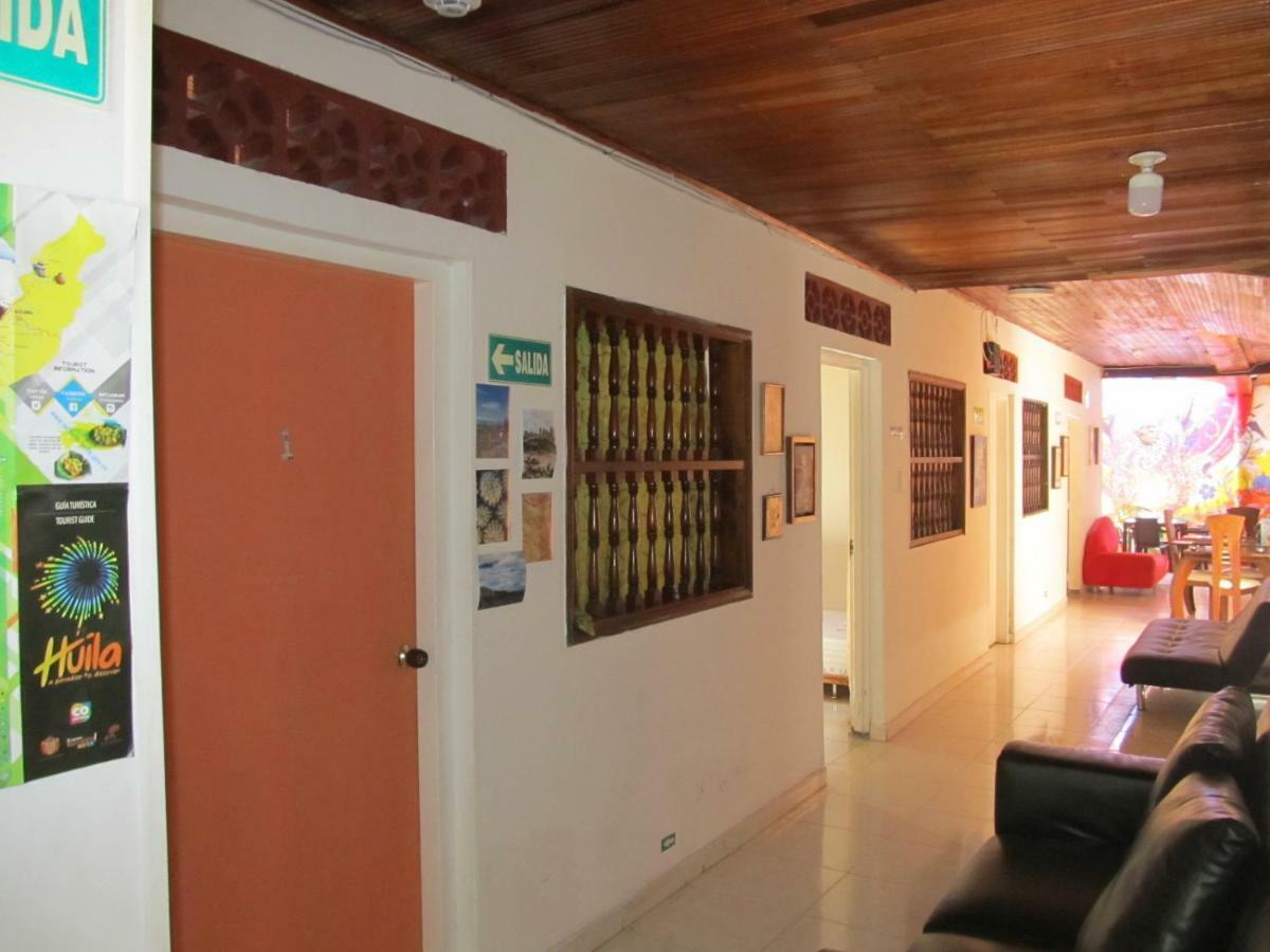 Backpackers And Travellers Hostel Neiva Kültér fotó